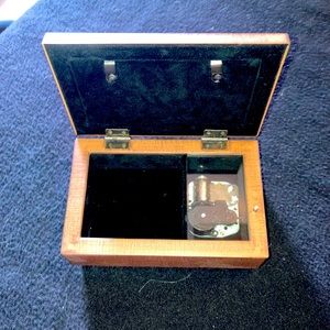 Jewlery Music Box